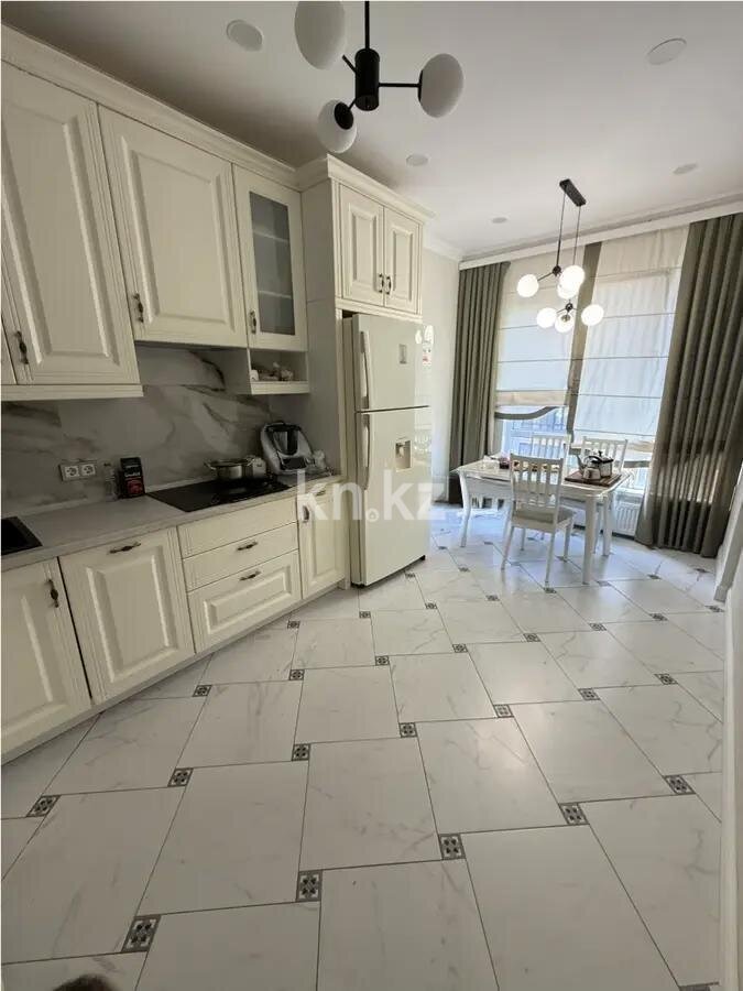 Продажа 4-комнатной квартиры, 100 м² в Алматы - фото 4