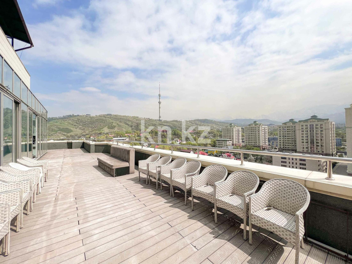 Аренда , Достык, дом  192/2 - Аренда офисных и торговых помещений в Алматы фото 6 из 9