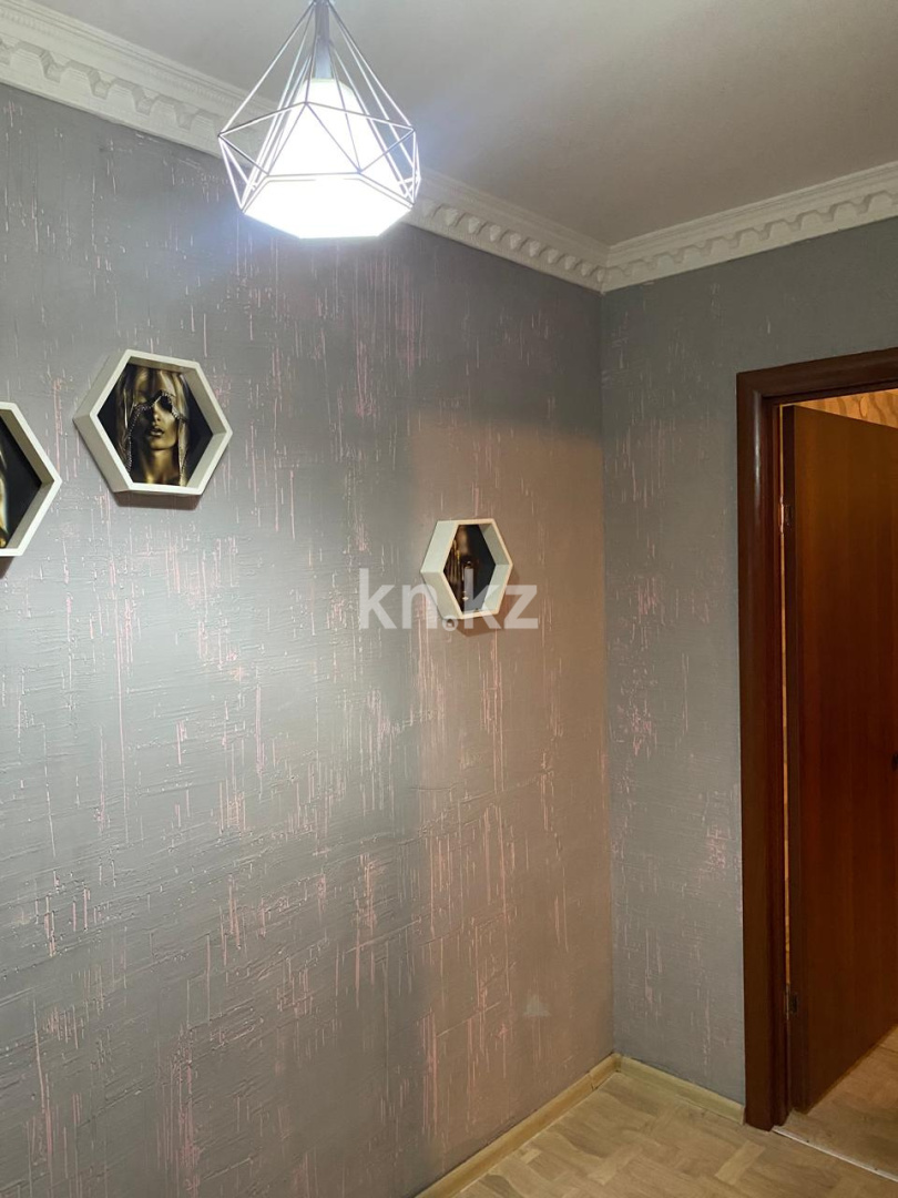Продажа 2-комнатной квартиры, 45 м², пр. Н. Абдирова, дом  25 в Караганде - фото 11