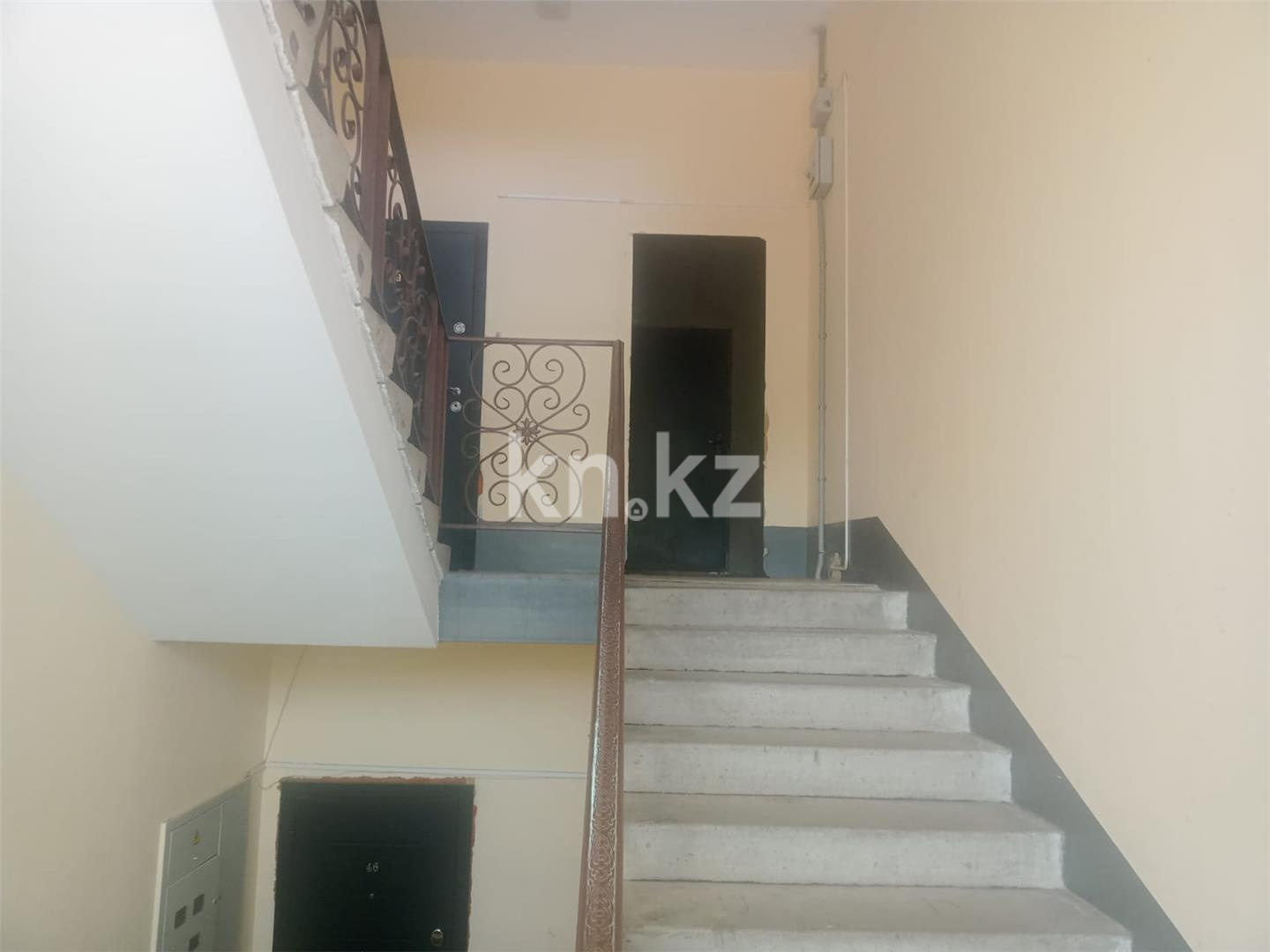 Продажа 3-комнатной квартиры, 95 м², мкр-н Алтын Арка, дом  21 в Караганде - фото 12