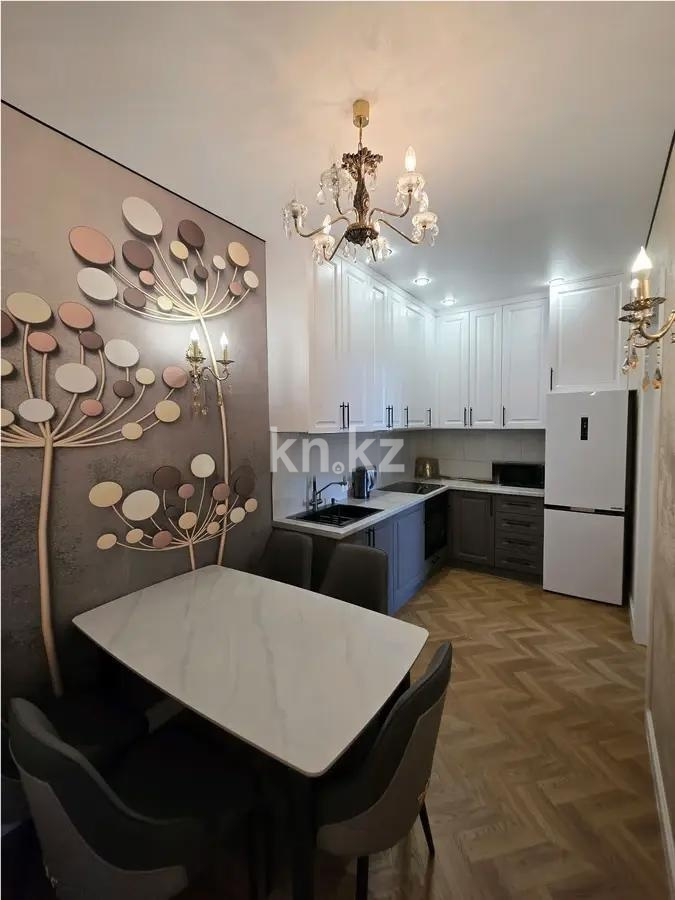 Продажа 3-комнатной квартиры, 60 м² - Продажа квартир в Караганде - страница 2 фото 4 из 8