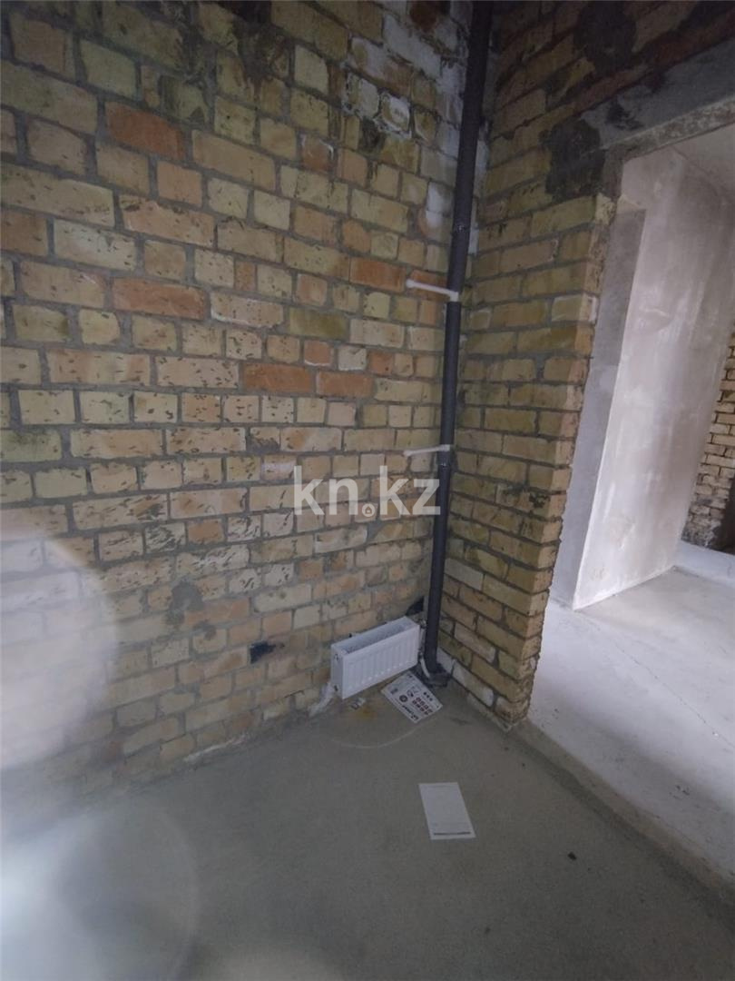 Продажа 3-комнатной квартиры, 86 м², ул. Академическая, дом  9/10 блок 1 в Караганде - фото 11