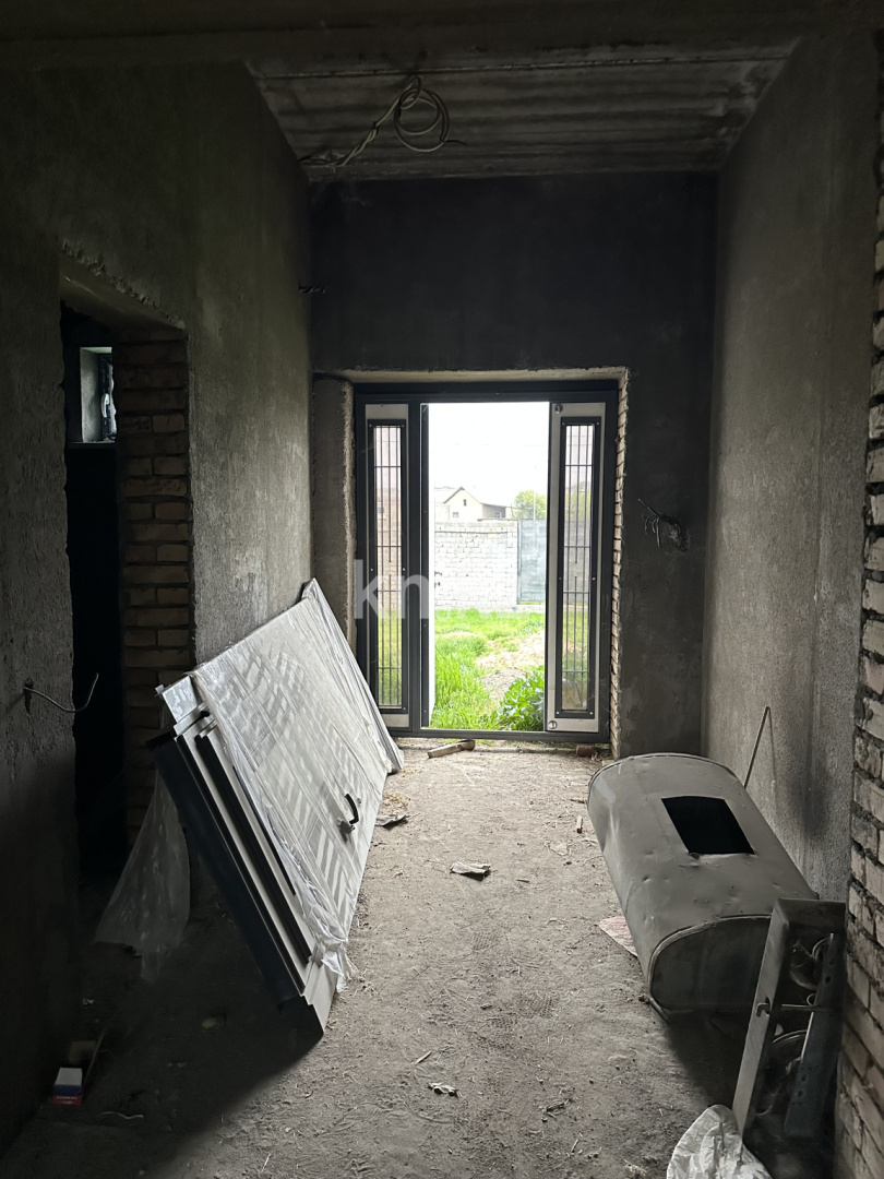 Продажа 7-комнатного дома, 300 м² - Продажа домов, коттеджей в Шымкенте фото 13 из 14