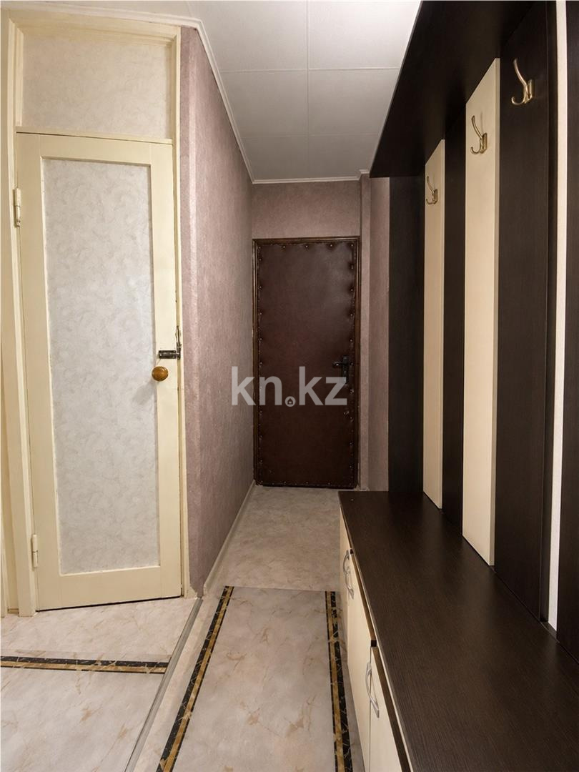 Продажа 2-комнатной квартиры, 45 м² - Продажа двухкомнатных квартир в панельном доме в Темиртау - страница 2 фото 9 из 12