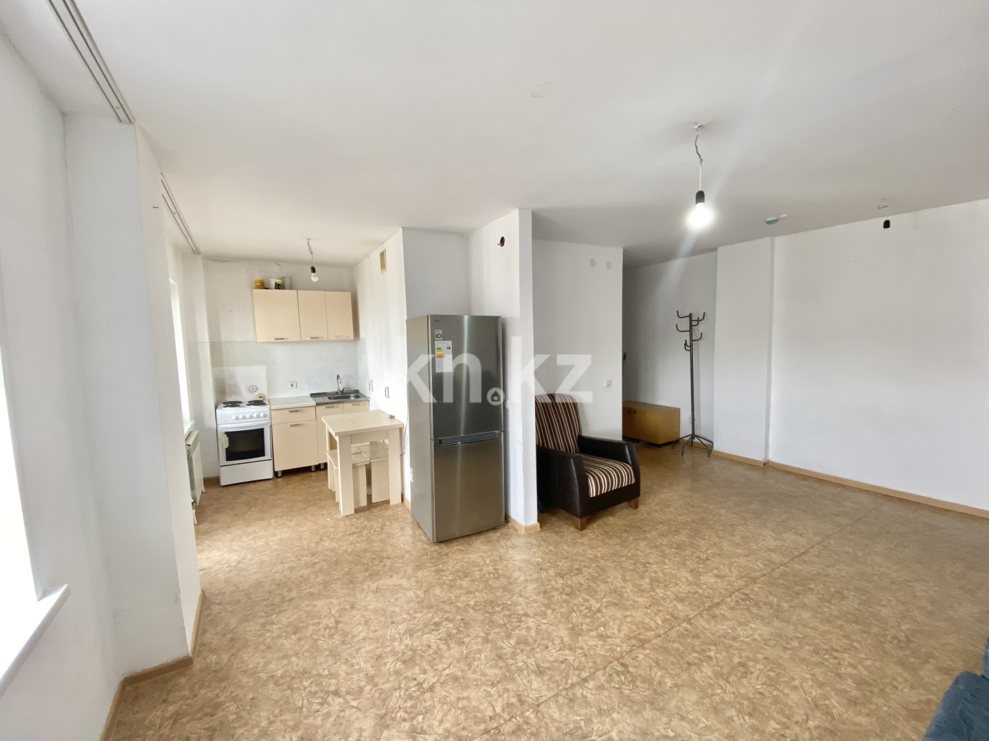 Продажа 2-комнатной квартиры, 52 м², ул. Ашимова - Продажа  двухкомнатных квартир в Караганде фото 7 из 14