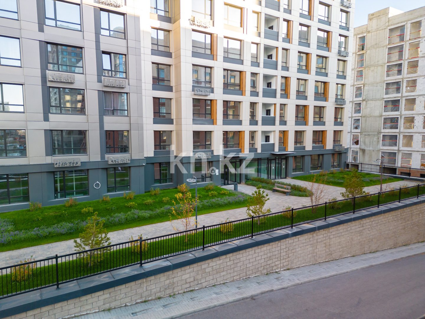 Продажа 2-комнатной квартиры, 74.7 м², пр. Туран, дом  43/5 в Астане - фото 16 Продажа 2-комнатной квартиры, 74.7 м², пр. Туран, дом  43/5 в Астане - фото 16