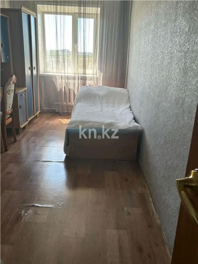 Продажа 3-комнатной квартиры, 59 м², мкр-н 21, дом  8 в Караганде - фото 3