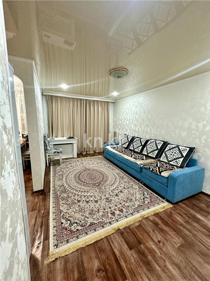 Продажа 3-комнатной квартиры, 56 м², мкр-н 12 в Караганде - фото 2
