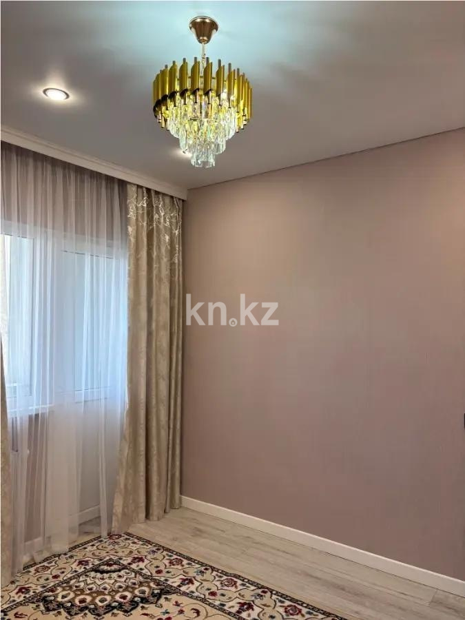 Продажа 4-комнатной квартиры, 72 м² - Продажа четырехкомнатных квартир в Казахстане - страница 2 фото 1 из 4
