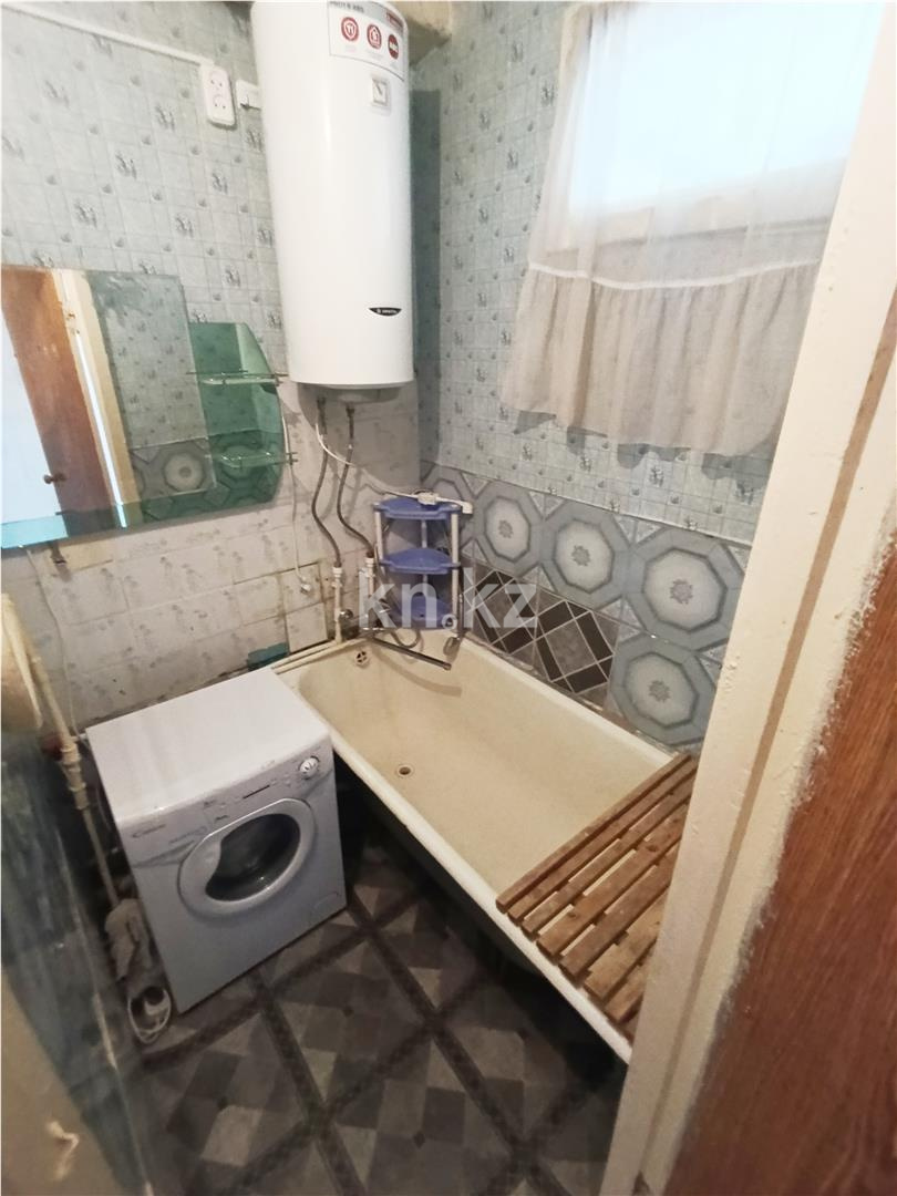 Продажа 3-комнатной квартиры, 62 м², мкр-н 23, дом  32 в Караганде - фото 10