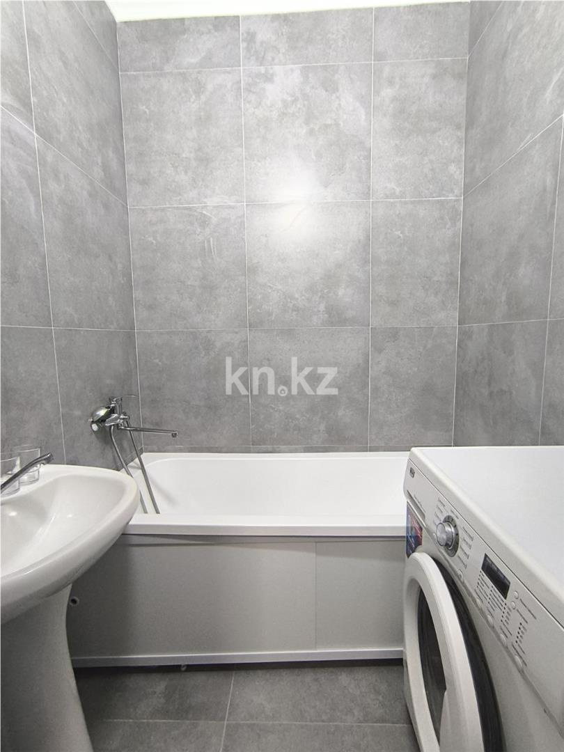 Продажа 2-комнатной квартиры, 65 м², пр. Шахтеров - Продажа квартир в Караганде фото 8 из 11