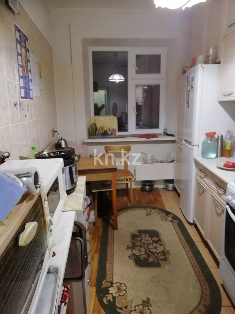 Продажа 4-комнатной квартиры, 80 м², Толе би, дом  100 - Продажа квартир в Таразе фото 3 из 6