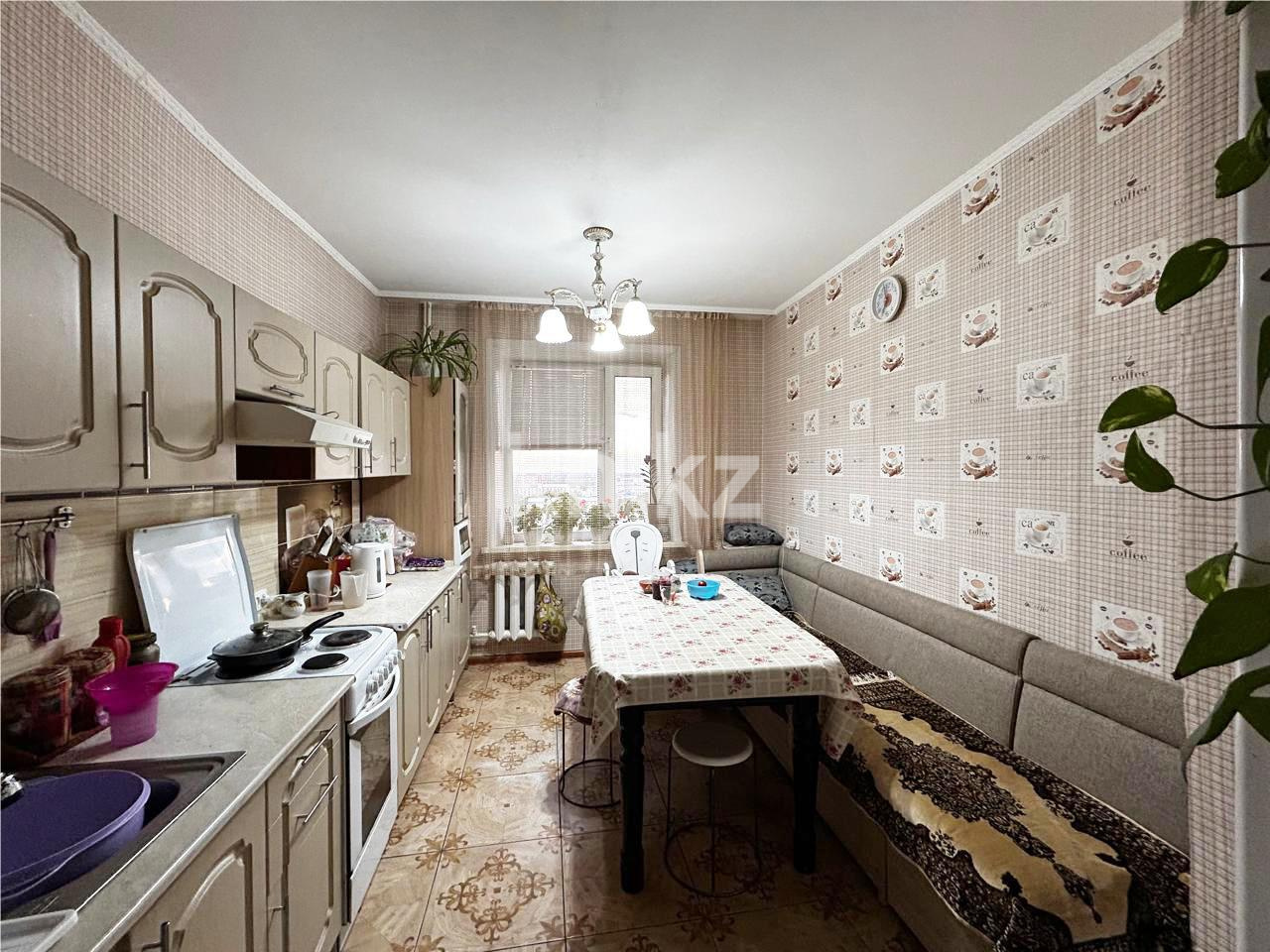 Продажа 4-комнатной квартиры, 91 м², ул. Гапеева - Продажа  четырехкомнатных квартир в Караганде фото 11 из 19