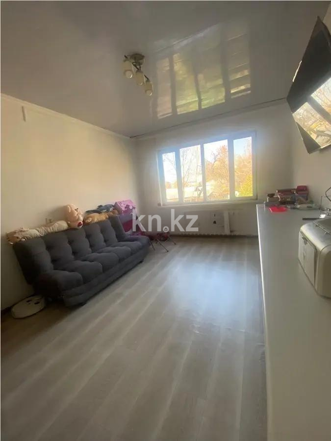 Продажа 2-комнатной квартиры, 40 м², ул. Жумабаева, дом  38 - Продажа квартир в Казахстане фото 1 из 2