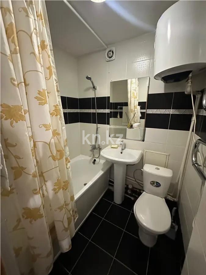 Продажа 3-комнатной квартиры, 56 м², ул. Алиханова, дом  28/1 в Караганде - фото 5