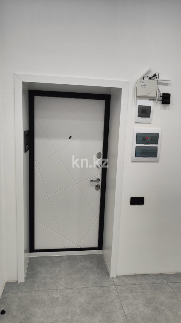 Продажа 1-комнатной квартиры, 40 м², пр. Шахтеров, дом  20/4 - Продажа  однокомнатных квартир в Караганде с фото фото 9 из 13