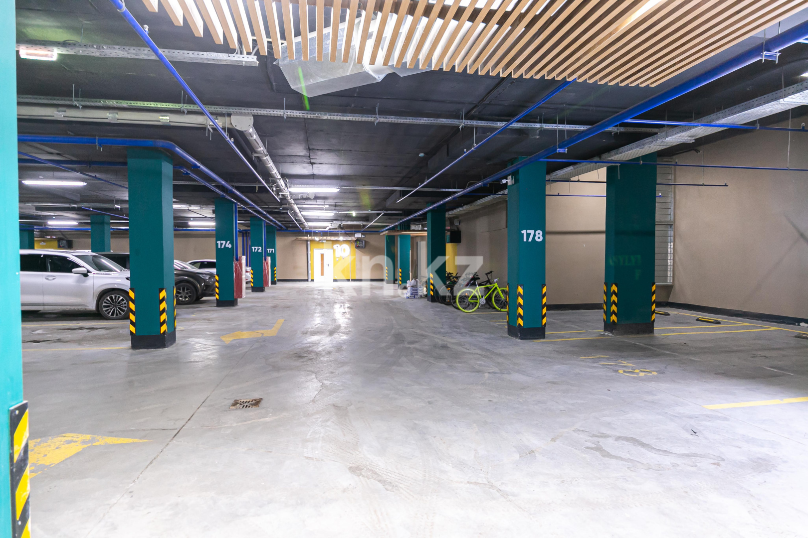 Продажа 1-комнатной квартиры, 42 м², ул. Бокейхана, дом  16/3 в Астане - фото 29