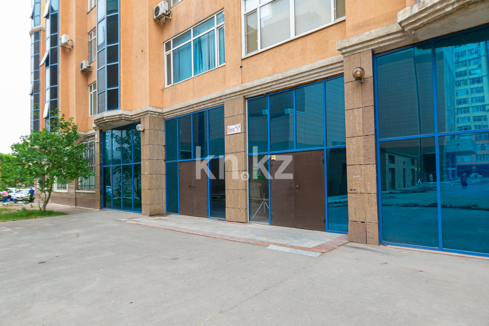 Продажа 2-комнатной квартиры, 86 м², ул. Иманбаевой в Астане - фото 32