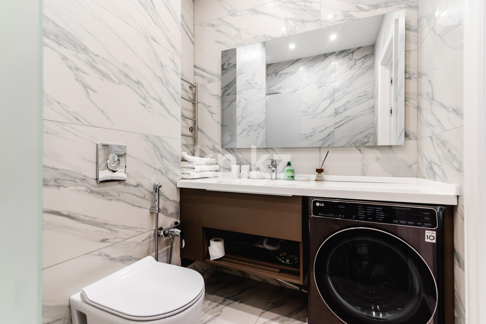 Аренда 2-комнатной квартиры посуточно, 75 м², ул. Розыбакиева, дом  336 - Аренда  двухкомнатных квартир посуточно в Алматы фото 26 из 30