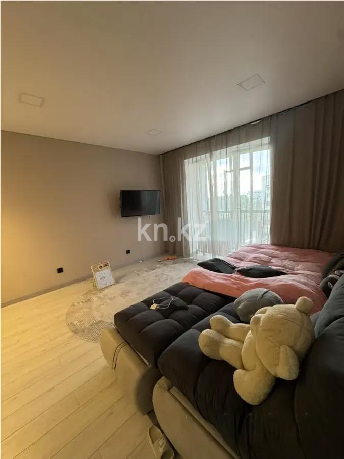 Продажа 3-комнатной квартиры, 68 м² - Продажа квартир от собственников в Караганде - страница 2 фото 1 из 5