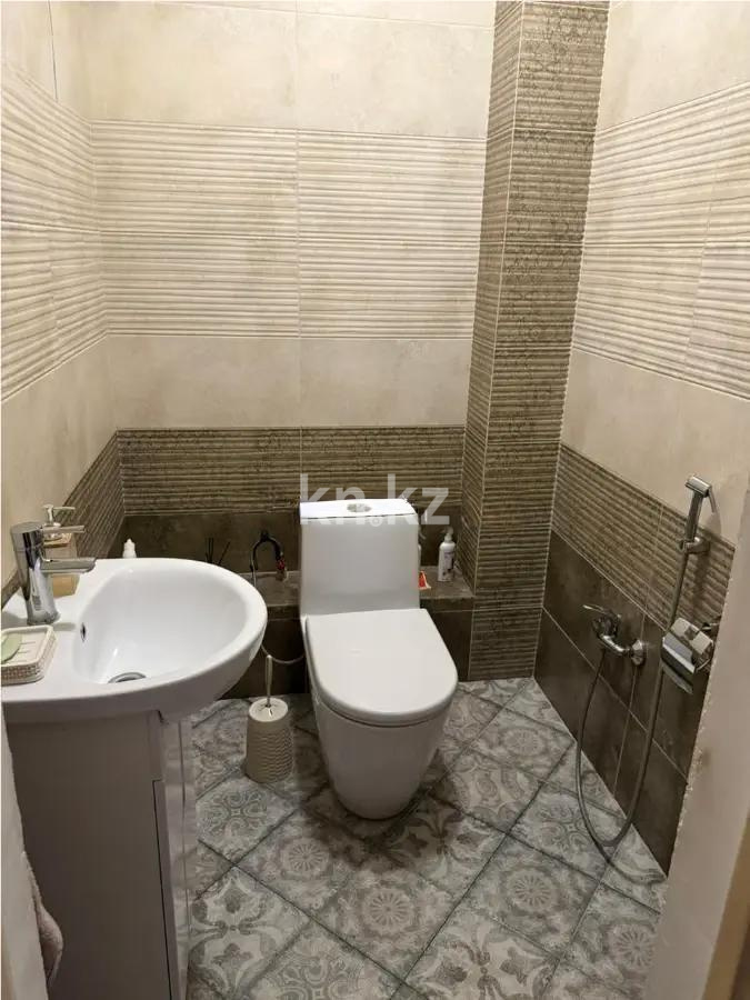 Продажа 3-комнатной квартиры, 102.5 м², ул. Куйши Дина, дом  23/1 в Астане - фото 6