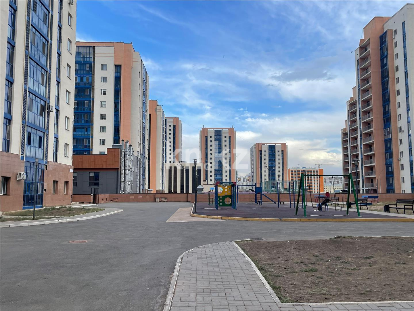 Продажа 2-комнатной квартиры, 70 м², ул. Кургальжинское шоссе в Астане - фото 15