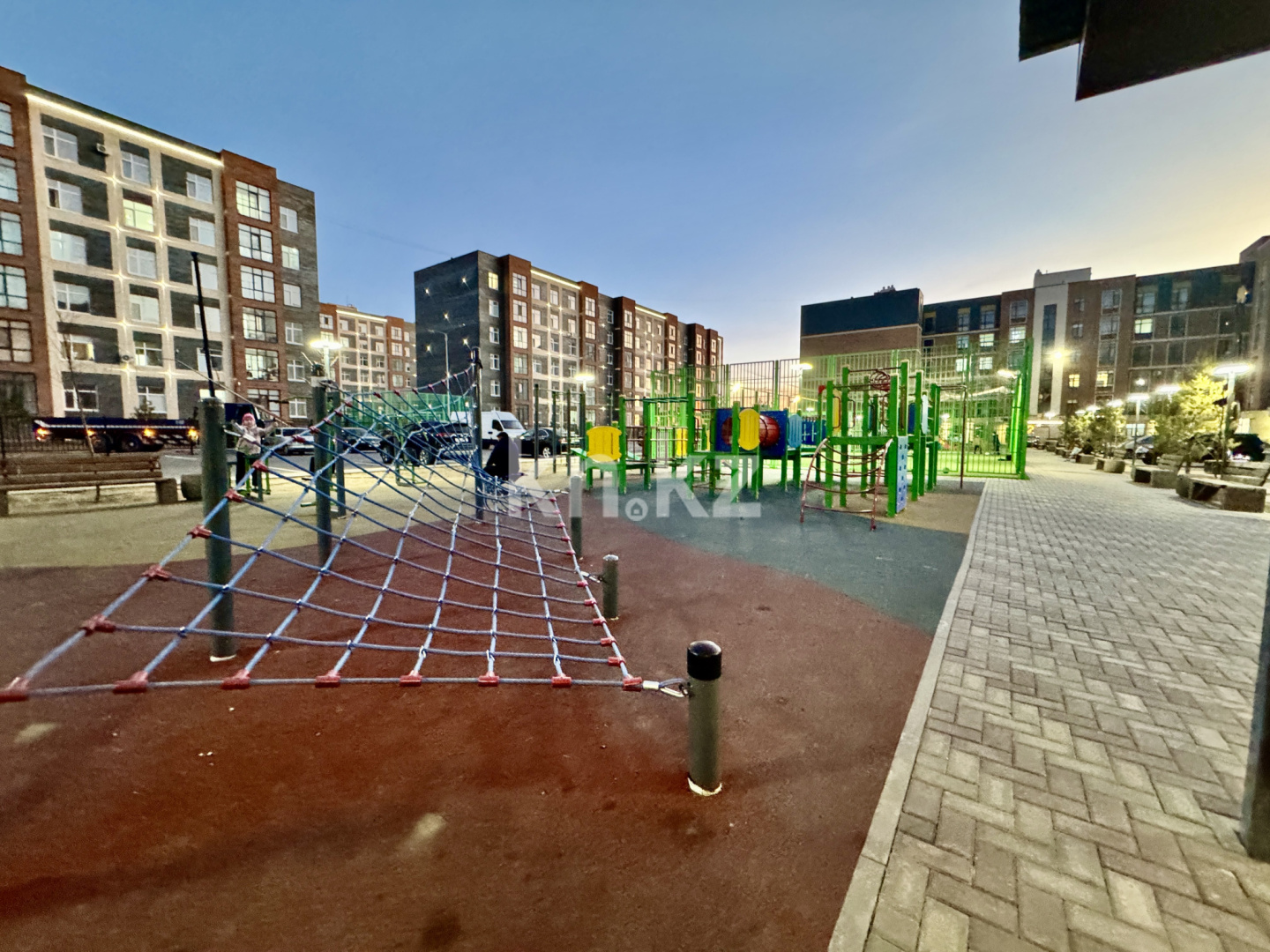 Продажа 2-комнатной квартиры, 63 м², 067 учетный квартал, дом  502 - Продажа квартир в Караганде с фото фото 2 из 31