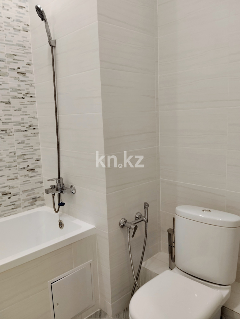 Аренда 2-комнатной квартиры, 66 м², пр. Райымбека, дом  210/7 - ул. Ауэзова - Аренда  двухкомнатных квартир помесячно в Алматы с фото фото 16 из 20