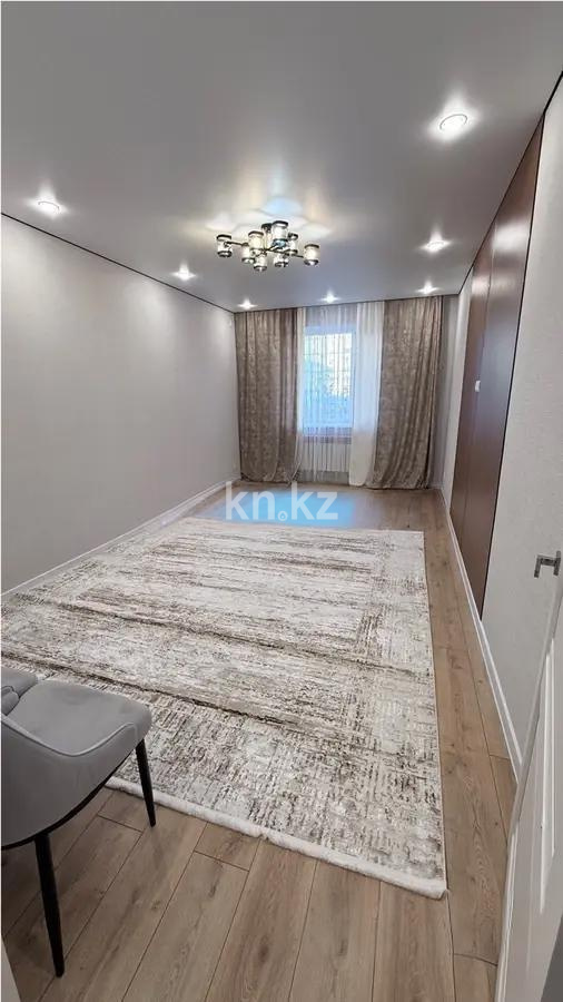 Продажа 2-комнатной квартиры, 60 м², ул. Азербаева, дом  20 - Продажа квартир в Астане фото 1 из 4