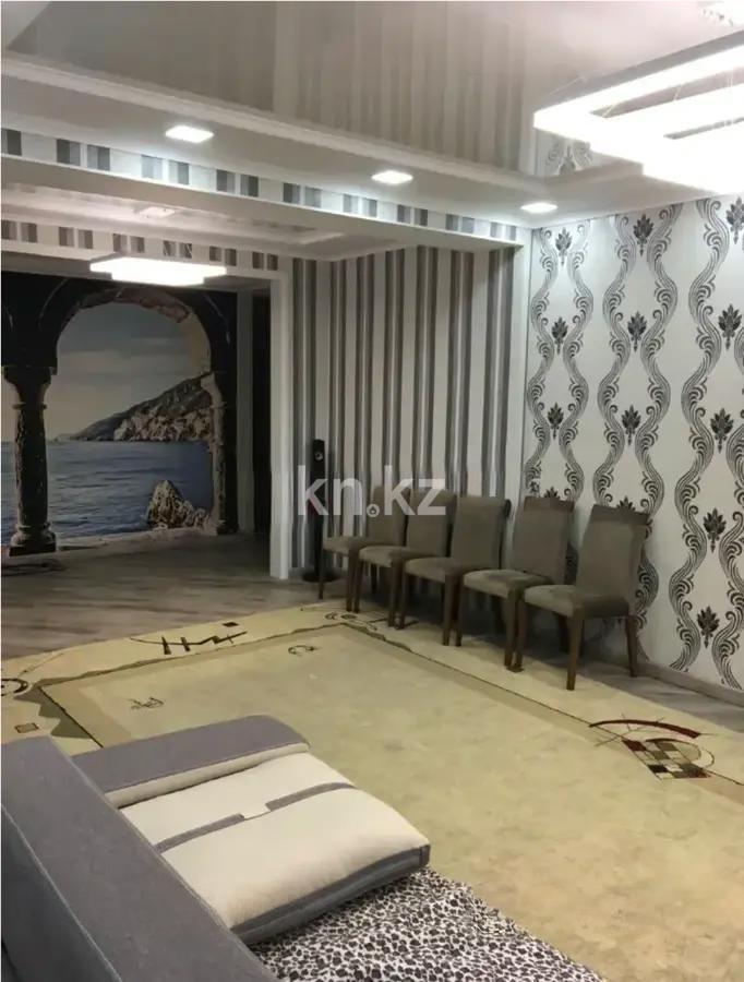 Продажа 3-комнатной квартиры, 107 м², ул. Толе би, дом  298/3 - Продажа квартир в Алматы фото 1 из 7