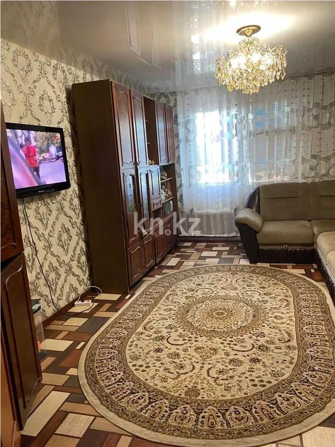 Продажа 3-комнатной квартиры, 62 м², мкр-н Мамраева (Восток-5), дом  28 - Продажа квартир в Караганде фото 1 из 7