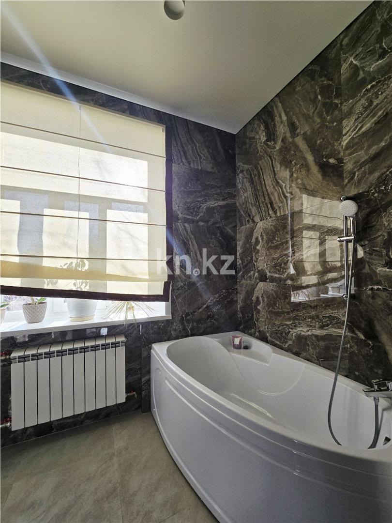 Продажа 2-комнатной квартиры, 62 м², ул. Абая в Темиртау - фото 11