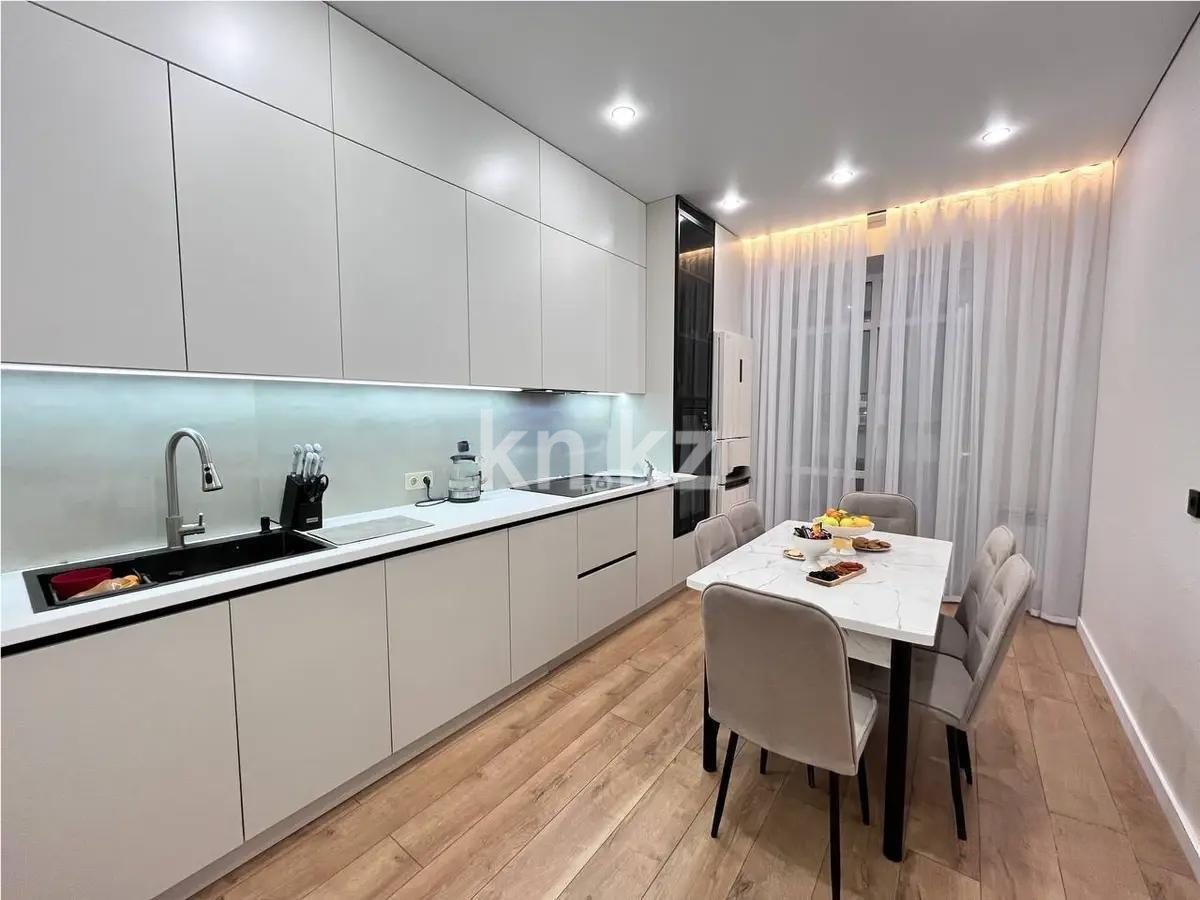 Продажа 3-комнатной квартиры, 90 м², 067 учетный квартал, дом  участок 502 в Караганде - фото 4