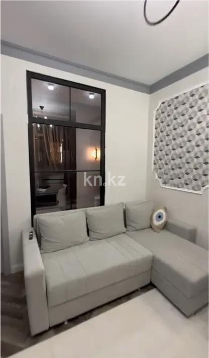 Продажа 3-комнатной квартиры, 50 м², пр. Туран, дом  46Б - Продажа квартир в Астане без посредников с фото фото 1 из 6