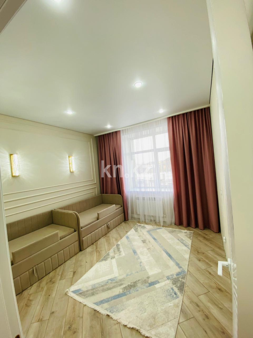 Продажа 3-комнатной квартиры, 75 м² - Продажа трехкомнатных квартир в кирпичном доме в Караганде - страница 2 фото 5 из 14