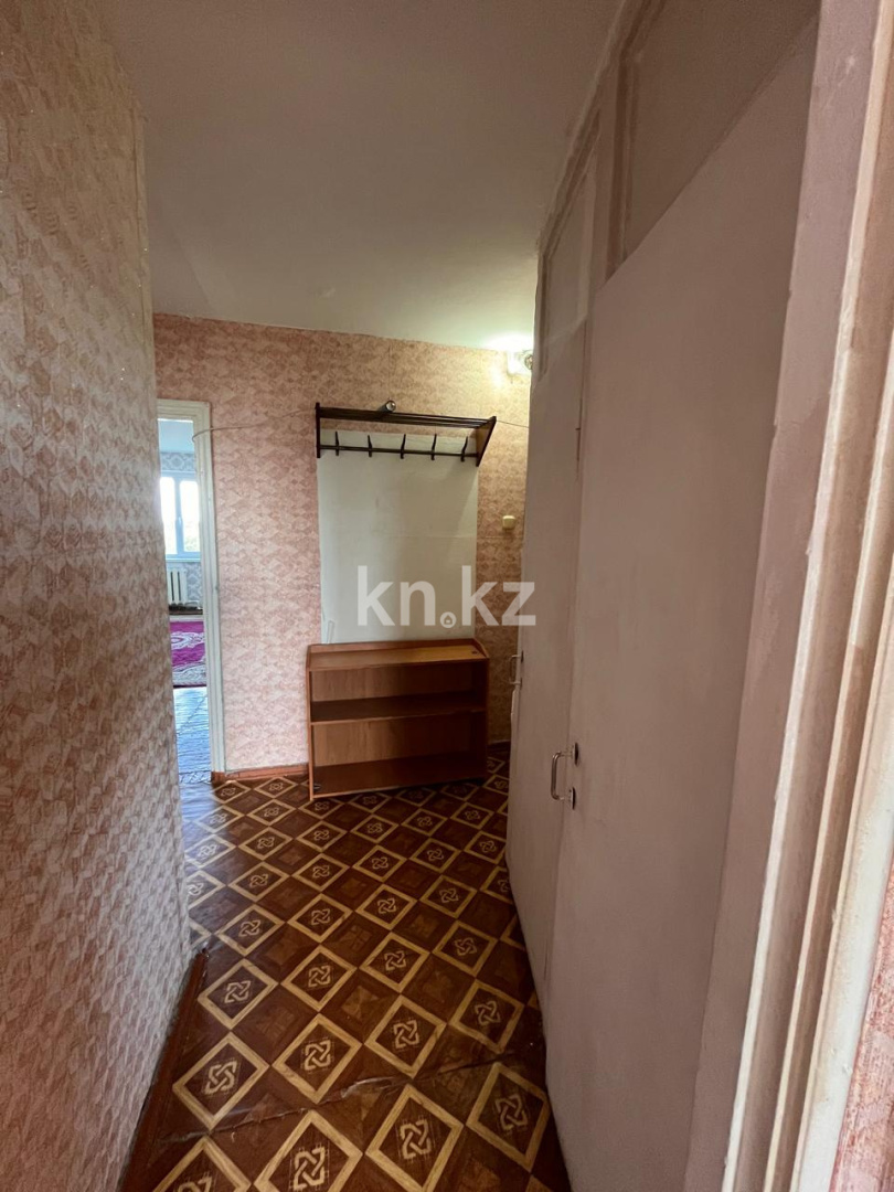 Продажа 2-комнатной квартиры, 48 м², мкр-н 15, дом  15 в Караганде - фото 6