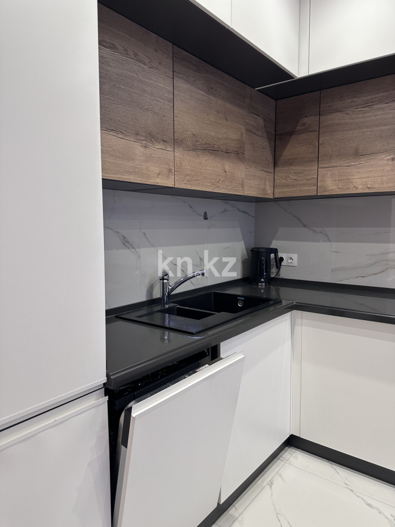 Продажа 3-комнатной квартиры, 78.9 м² - Продажа квартир в Караганде - страница 8 фото 13 из 40