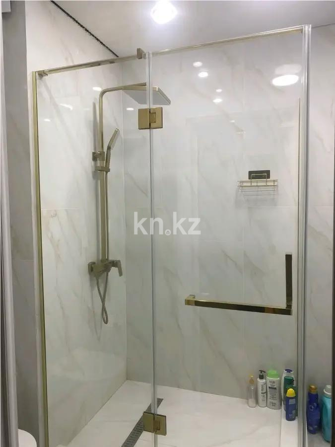 Продажа 2-комнатной квартиры, 74 м², ул. Толе би, дом  189/3 в Алматы - фото 4