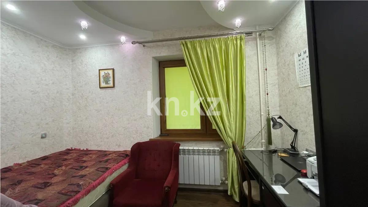 Продажа 3-комнатной квартиры, 68 м², мкр-н Самал-1, дом  31 в Алматы - фото 2