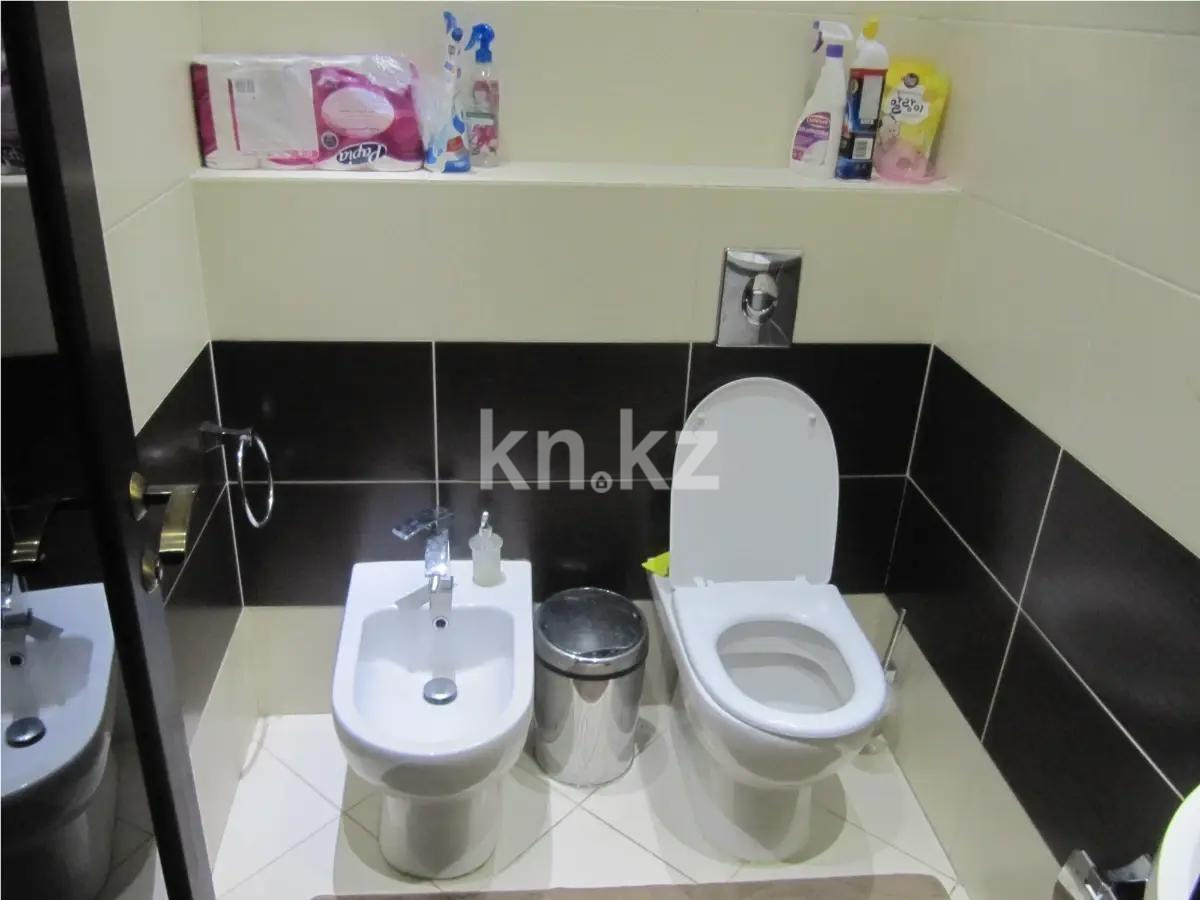 Продажа 2-комнатной квартиры, 90.1 м², ул. Варламова, дом  33 в Алматы - фото 5