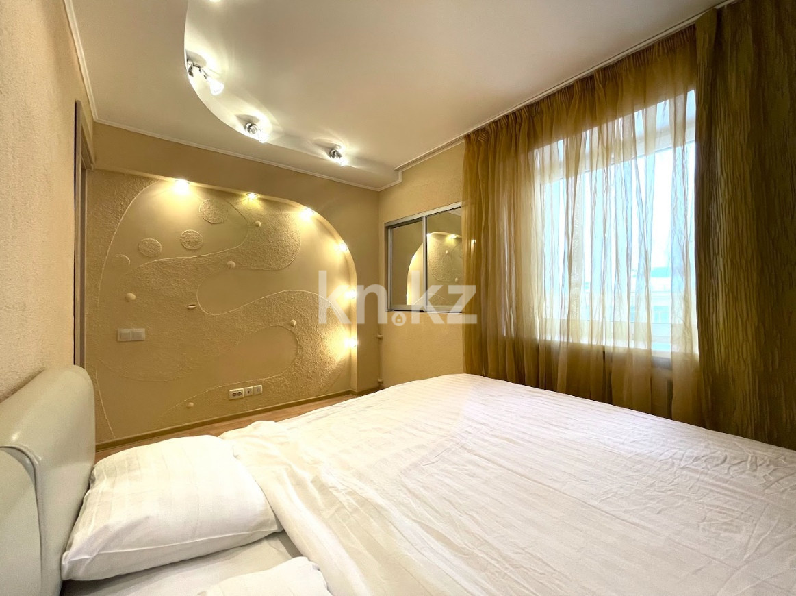 Аренда 2-комнатной квартиры посуточно, 1 м², ул. Конституции Казахстана, дом  29 - Аренда квартир посуточно в Петропавловске фото 10 из 17