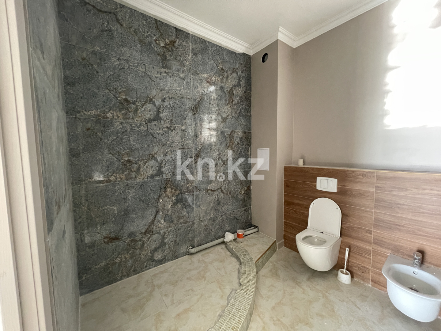 Продажа 4-комнатной квартиры, 142 м², ул. Желтоксан, дом  2/1 в Астане - фото 29