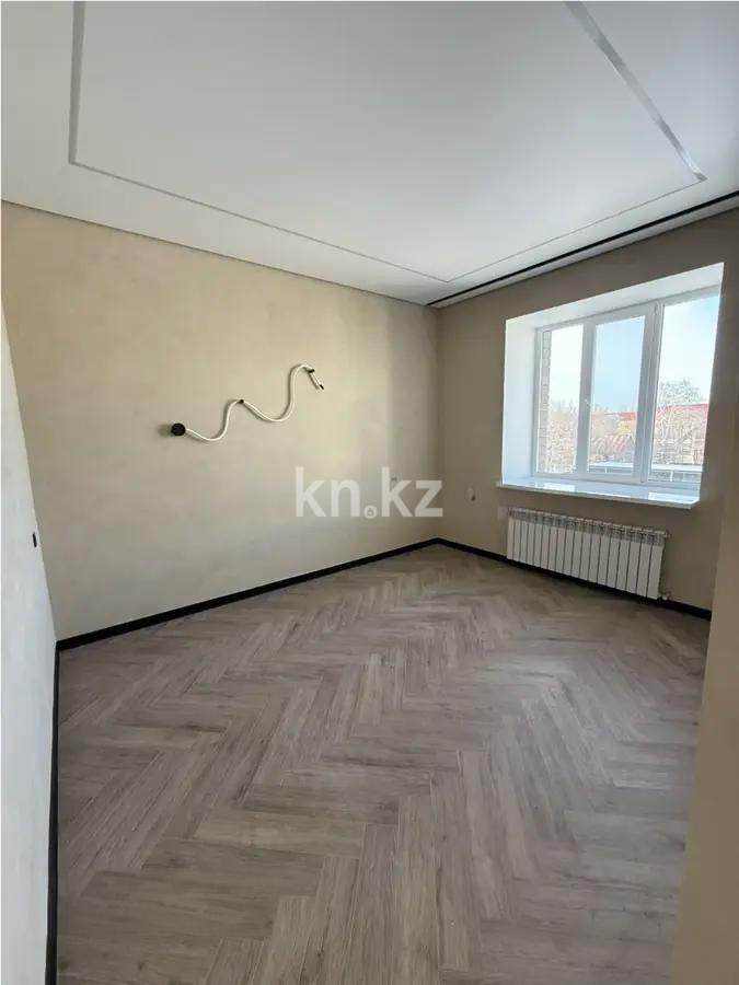 Продажа 3-комнатной квартиры, 104 м² - Недвижимость в Караганде фото 2 из 8