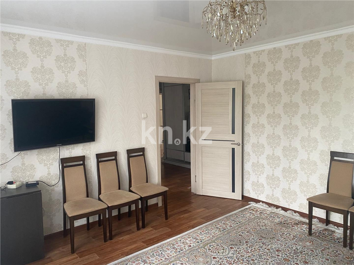 Продажа 3-комнатной квартиры, 64 м², пр. Шахтеров в Караганде