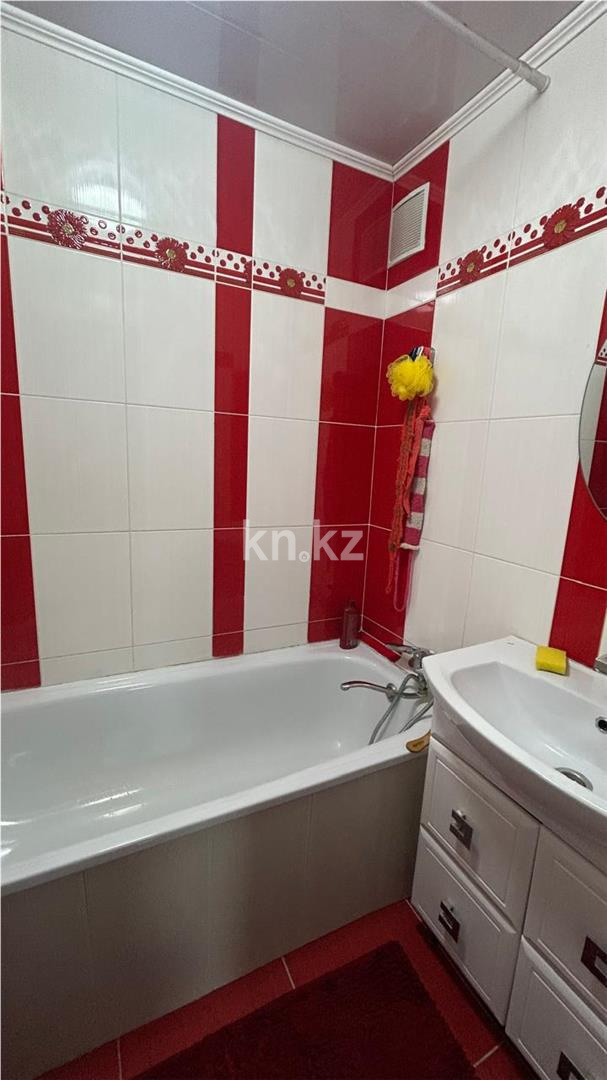 Продажа 2-комнатной квартиры, 52 м², мкр-н Мамраева (Восток-5) - Продажа квартир в Караганде фото 6 из 10