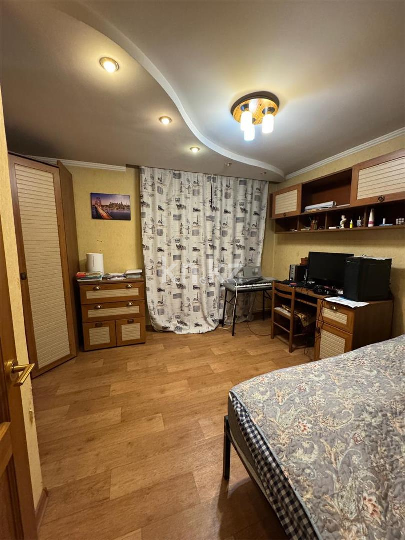 Продажа 4-комнатной квартиры, 93 м² - Продажа квартир в Караганде - страница 4 фото 7 из 19