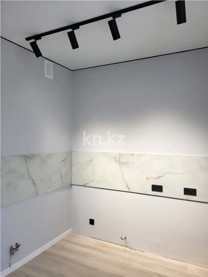 Продажа 1-комнатной квартиры, 39 м², ул. Е-321, дом  6/2 в Астане - фото 2