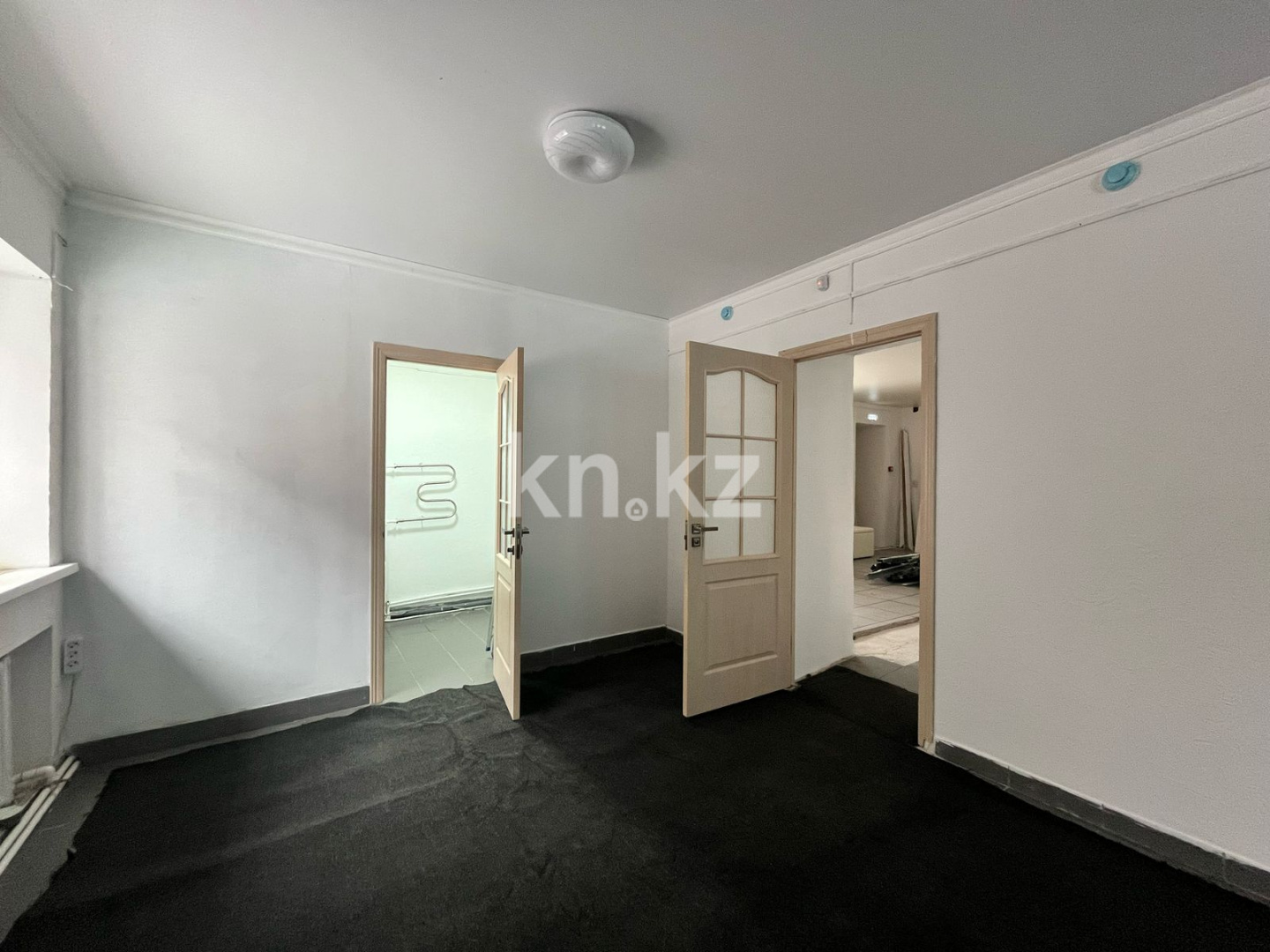 Продажа помещения, 137 м² - Продажа офисных и торговых помещений в Караганде с фото - страница 2 фото 8 из 14