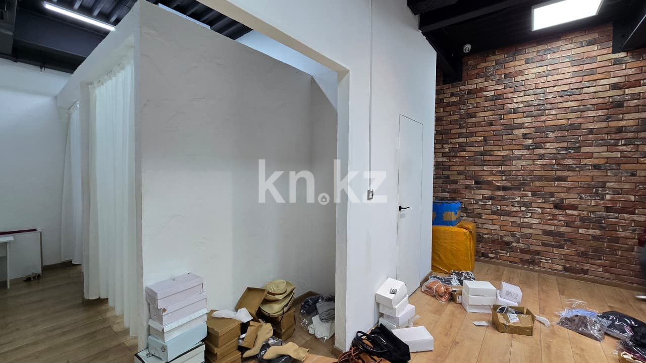 Аренда , улица Бекхожина, дом  15А - Аренда офисных и торговых помещений в Алматы фото 15 из 25