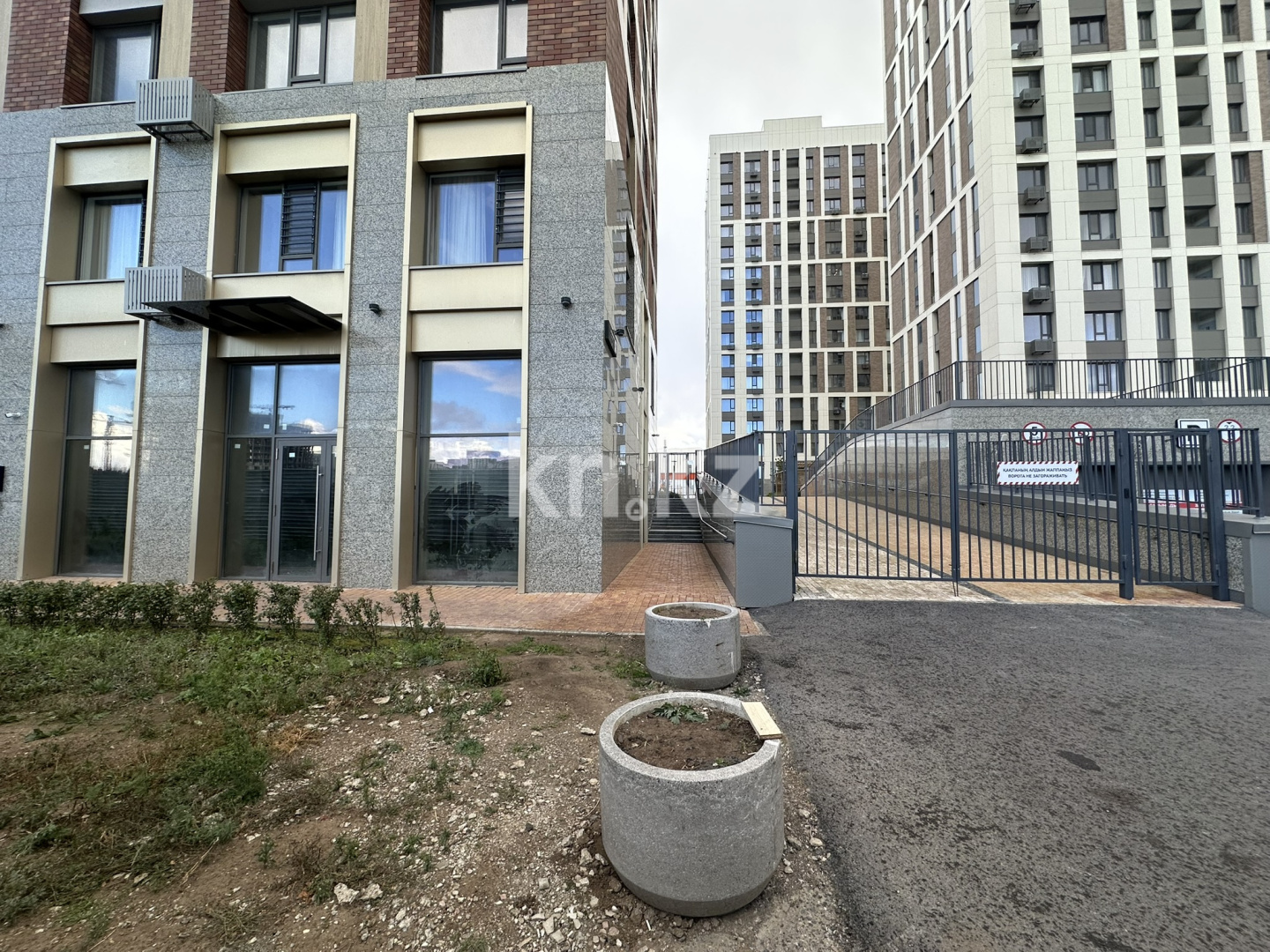 Продажа помещения, 158 м² - Продажа офисных и торговых помещений в Казахстане - страница 2 фото 2 из 10